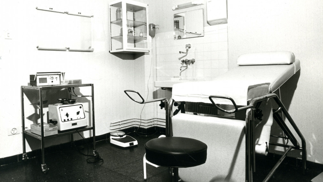 Salle de gynécologie, 1972, coll. CHG