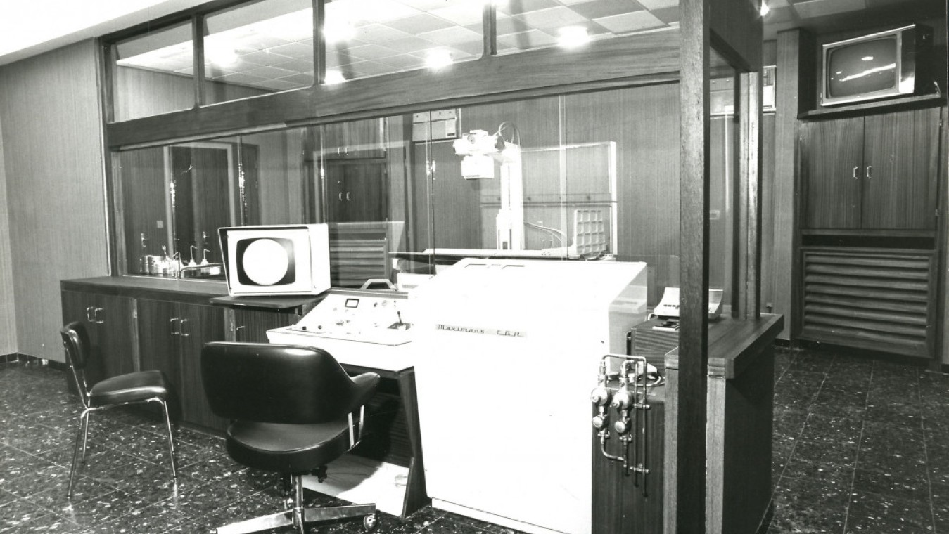 Salle et matériel d’examen, années 1970, coll. CHG