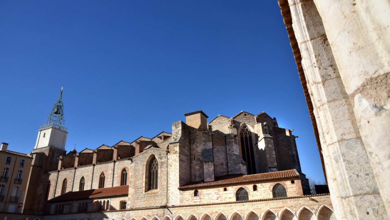 Le cloitre-cimetière Saint-Jean, dit « Campo Santo », un havre de paix