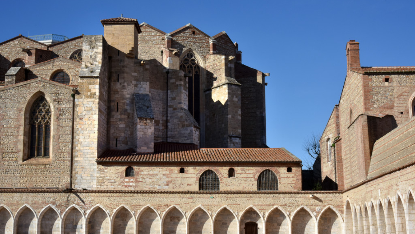 Le chevet de la Cathédrale et la chapelle de la « Funeraria »