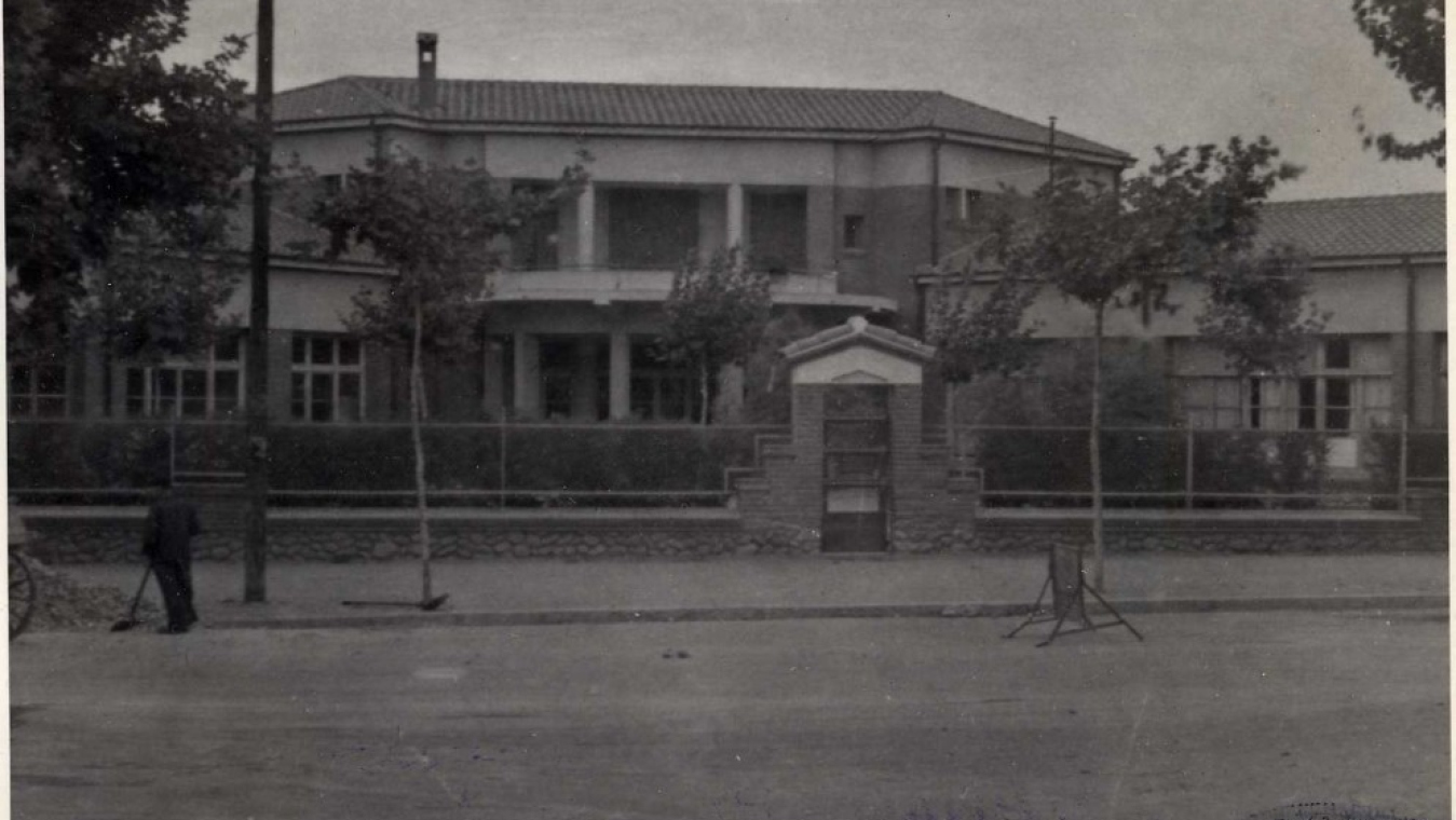 Groupe scolaire Romain Rolland d’Édouard Mas-Chancel, 1936-1938, bd Anatole France, avenues Guynemer et Jean  Mermoz.