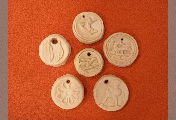 Photo N°1 : JOURNÉES EUROPÉENNES DE L'ARCHÉOLOGIE - ATELIER MÉDAILLON ROMAIN