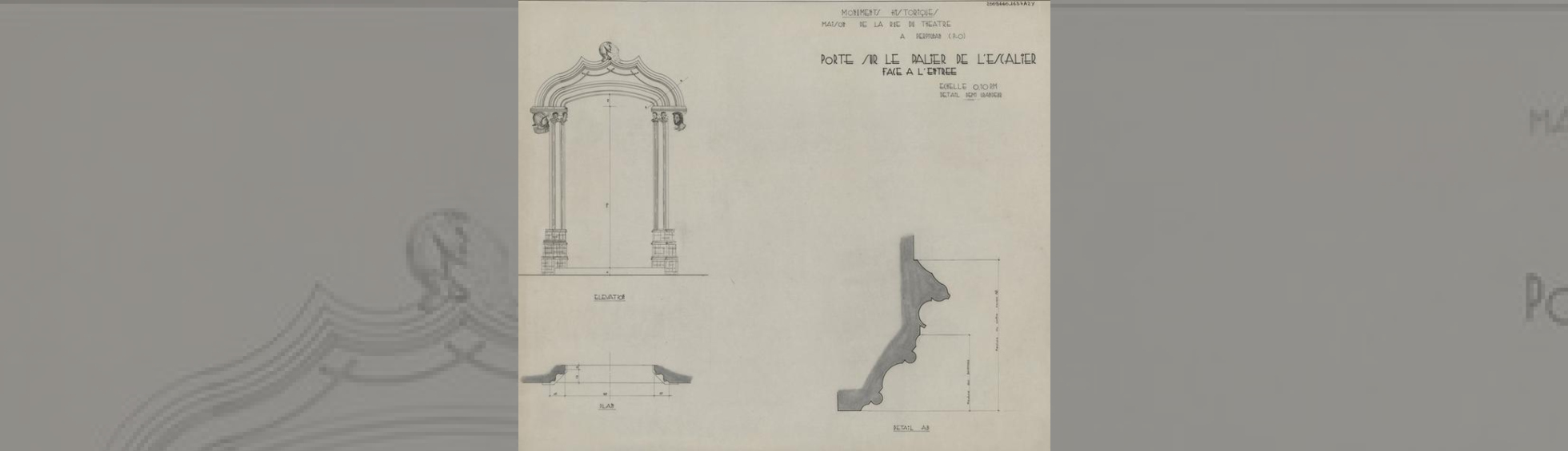 Croquis d'une porte palière : 6 tetes décorent les naissances de linteau