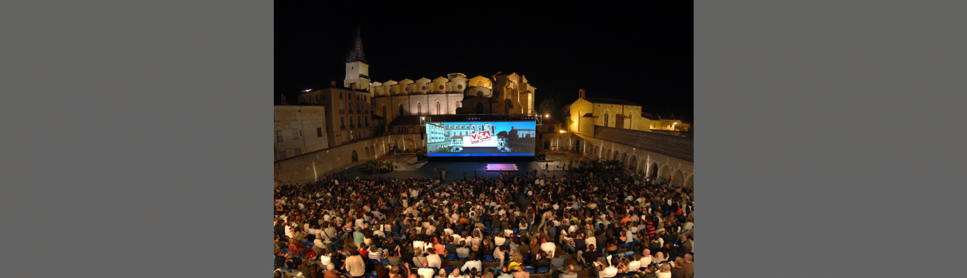 Photo N°1 : VISA POUR L'IMAGE - PROJECTIONS