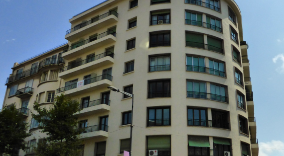 2 Place de Catalogne 