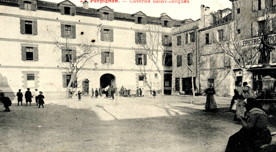 Intérieur de la caserne Saint Jacques